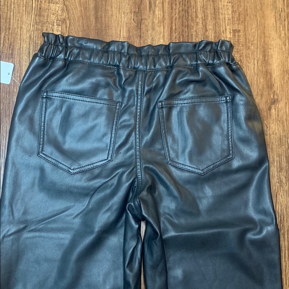 Jordache Girls Vegan Leather Pants Black Straight Leg Elastic Waist Sz 14 NWT - Picture 11 of 12